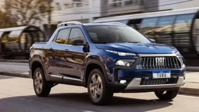 Fiat Toro 2027 estreia sistema híbrido e faz história no Brasil