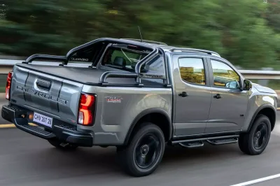 S10 Trail Boss chega ao Brasil por R$ 341.290 com suspensão Ironman e pacote off-road de fábrica